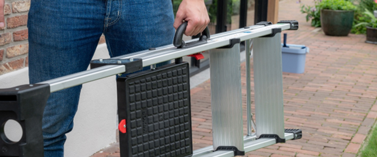De hoogte in met trappen en ladders
